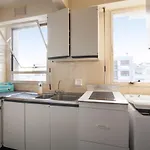 Cosy 2 Bedroom Apartment Near The Eiffel Tower