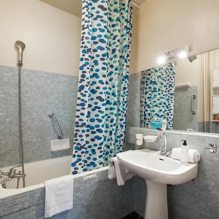 Appartamento Cosy 2 Bedroom Near The Eiffel Tower Parigi